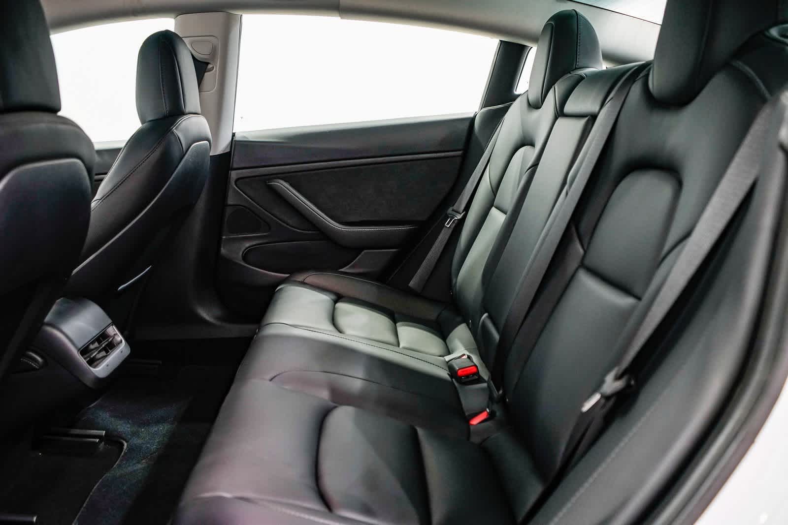 Thumbnail: 2021 Tesla Model 3 - 18