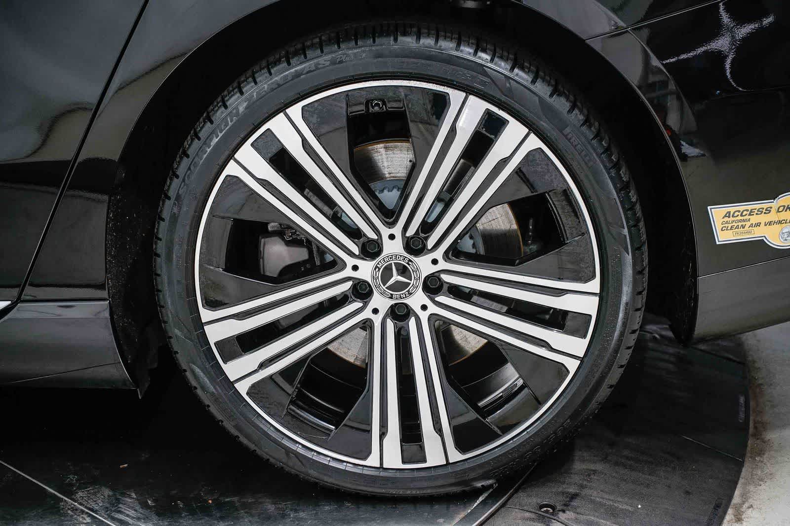 Thumbnail: 2022 Mercedes-Benz EQS - 10