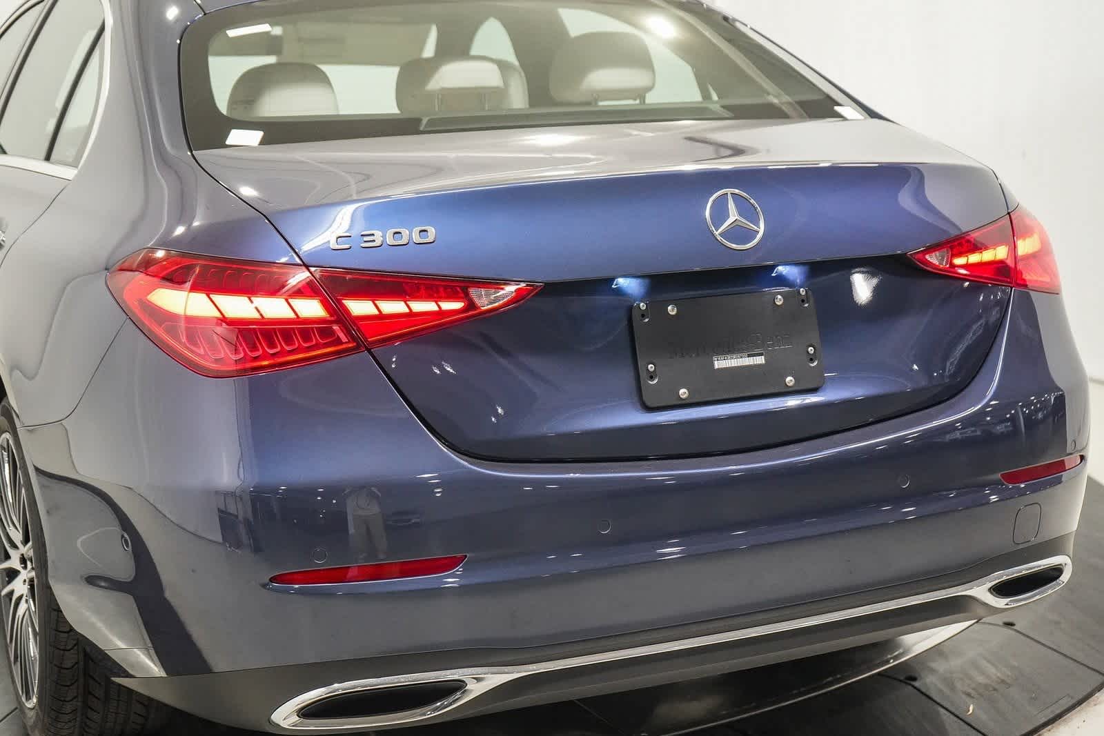 Thumbnail: 2025 Mercedes-Benz C-Class - 11