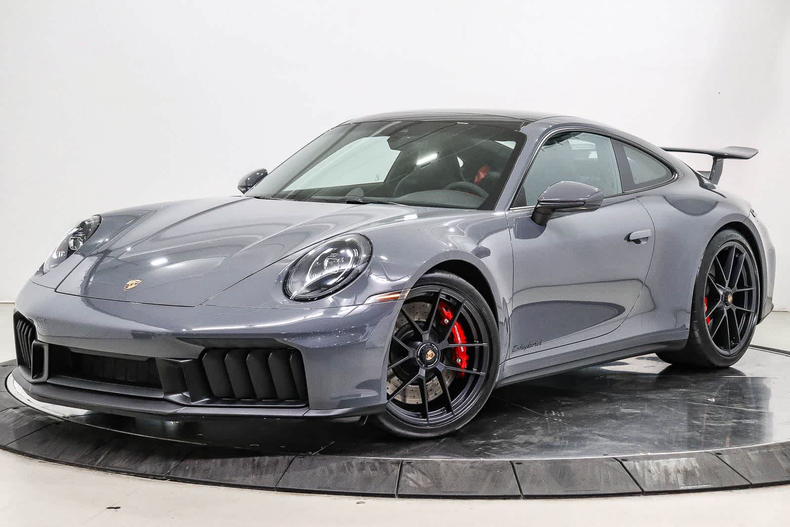 Thumbnail: 2026 Porsche 911 - 1