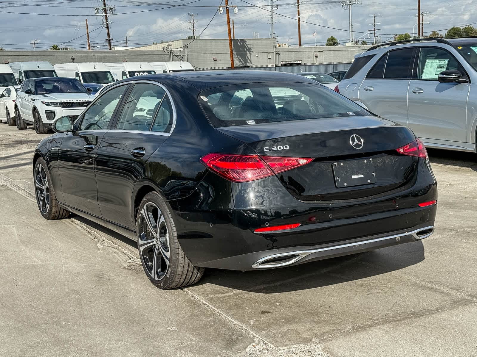 Thumbnail: 2025 Mercedes-Benz C-Class - 6