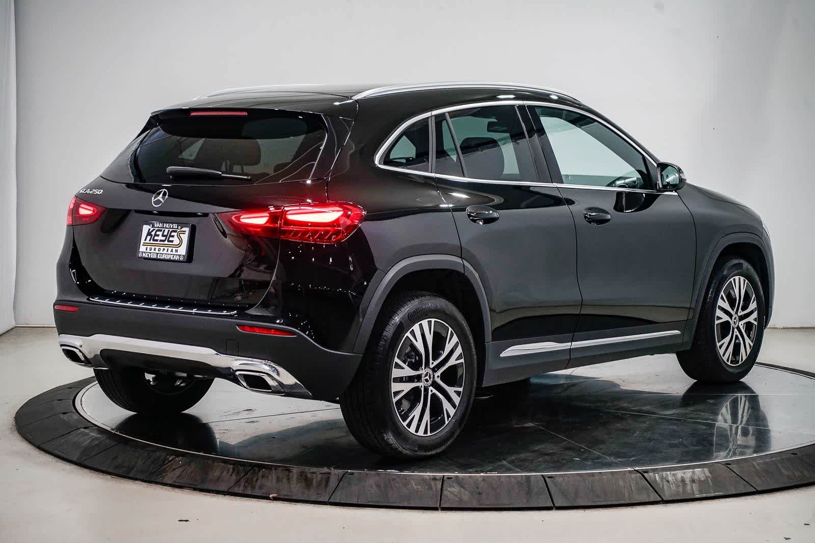 Thumbnail: 2026 Mercedes-Benz GLA - 4