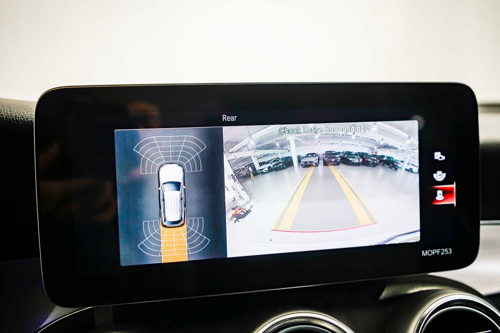 Thumbnail: 2022 Mercedes-Benz GLC - 23