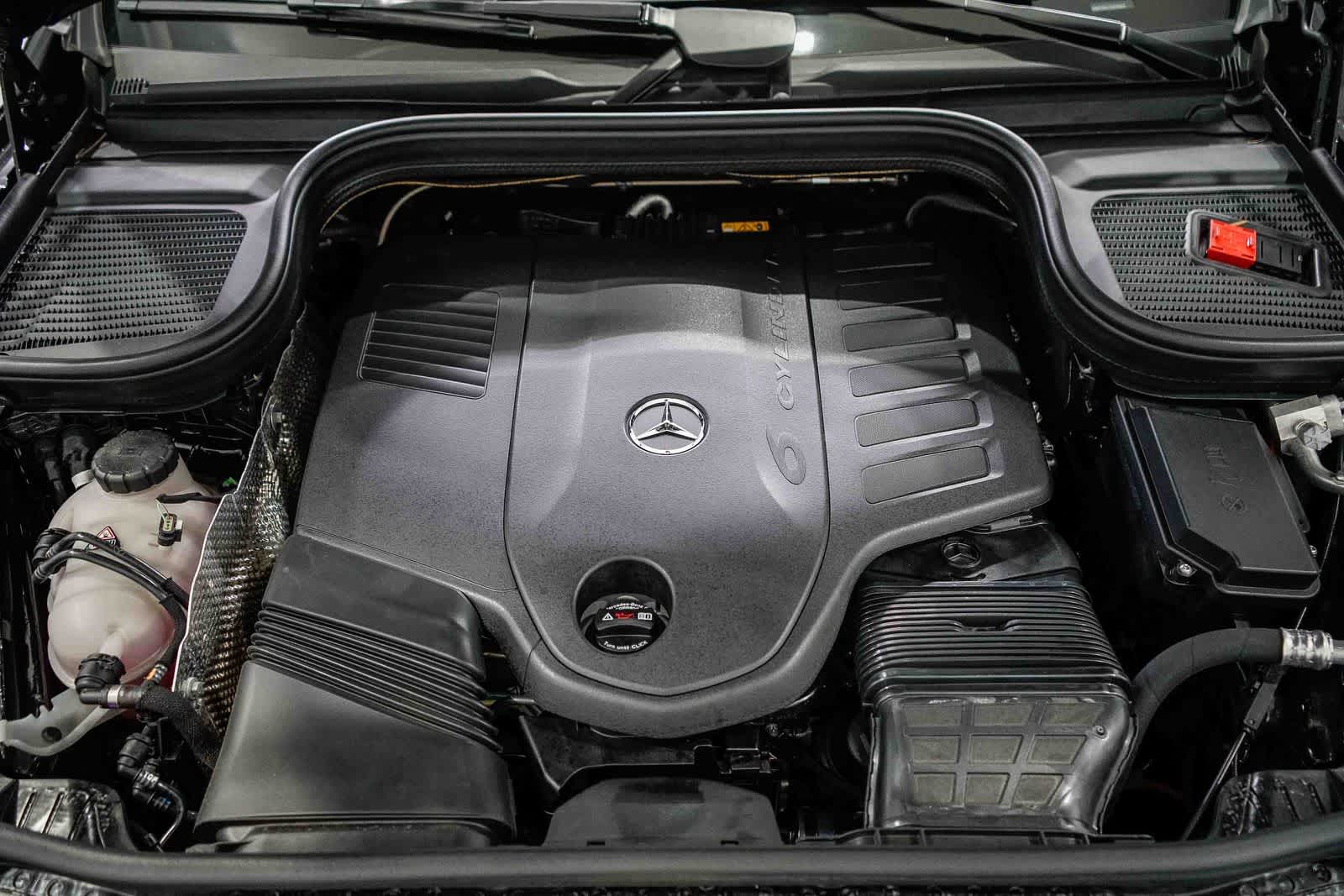 Thumbnail: 2026 Mercedes-Benz GLS - 28