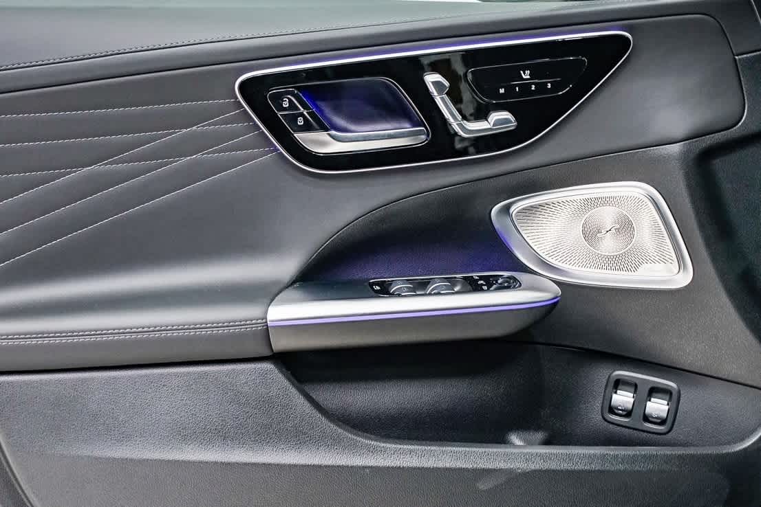 Thumbnail: 2025 Mercedes-Benz C-Class - 20