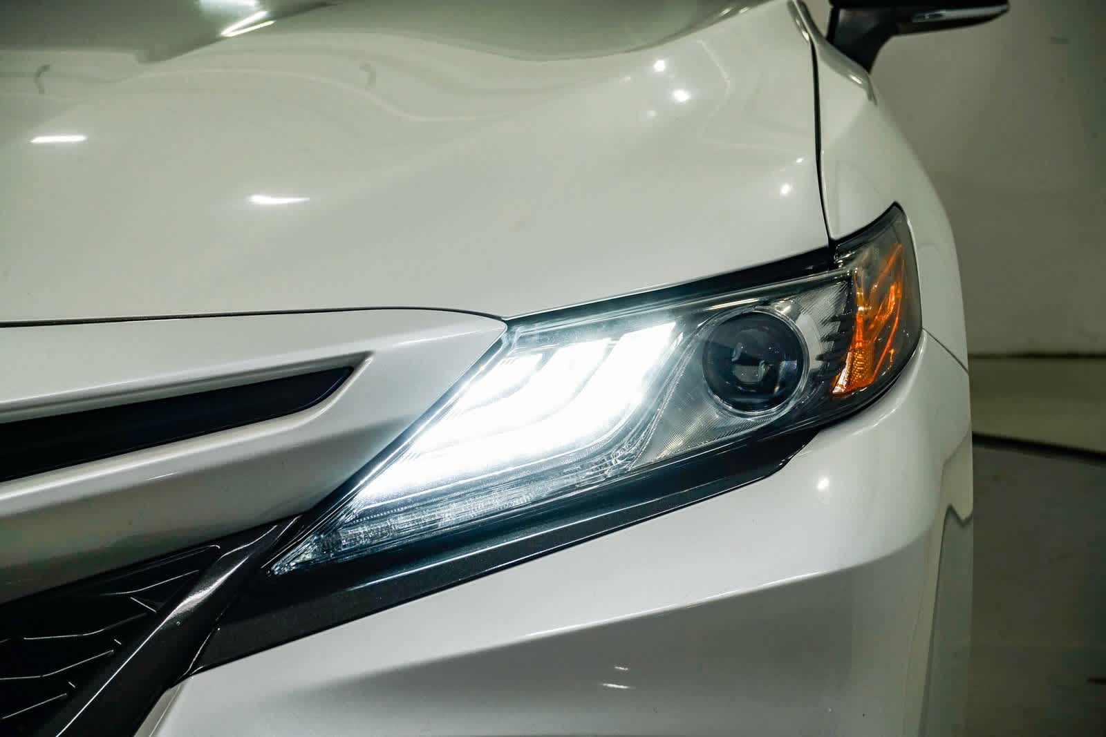 Thumbnail: 2021 Toyota Camry - 7