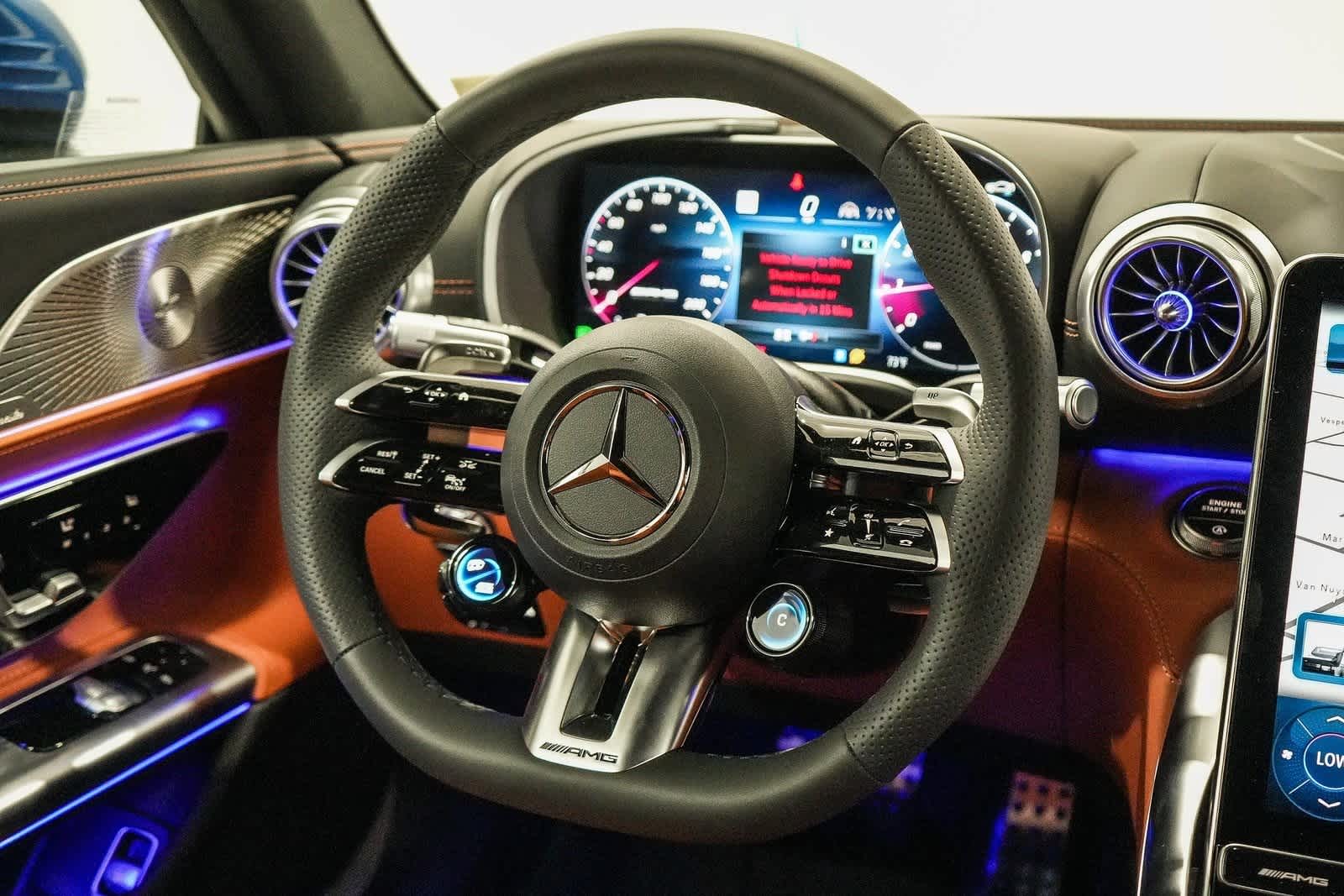 Thumbnail: 2025 Mercedes-Benz AMG GT - 24