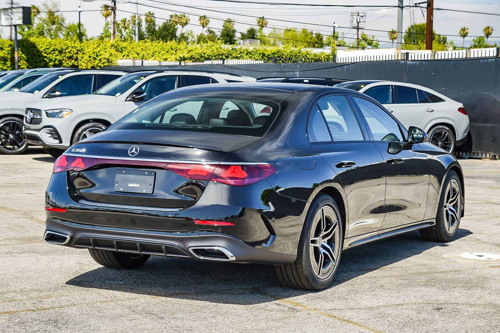 Thumbnail: 2026 Mercedes-Benz E-Class - 4