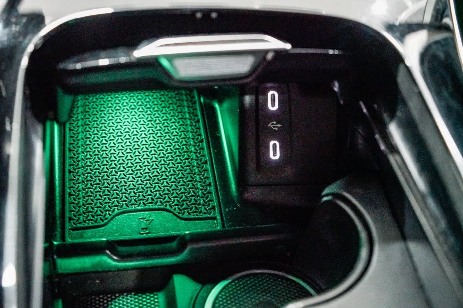 Thumbnail: 2025 Mercedes-Benz GLC - 22