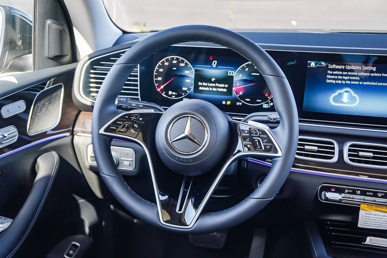 Thumbnail: 2026 Mercedes-Benz GLE - 16
