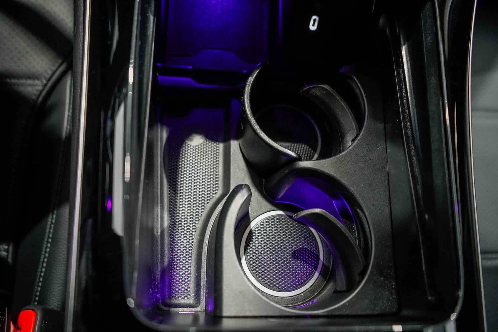 Thumbnail: 2025 Mercedes-Benz GLC - 21