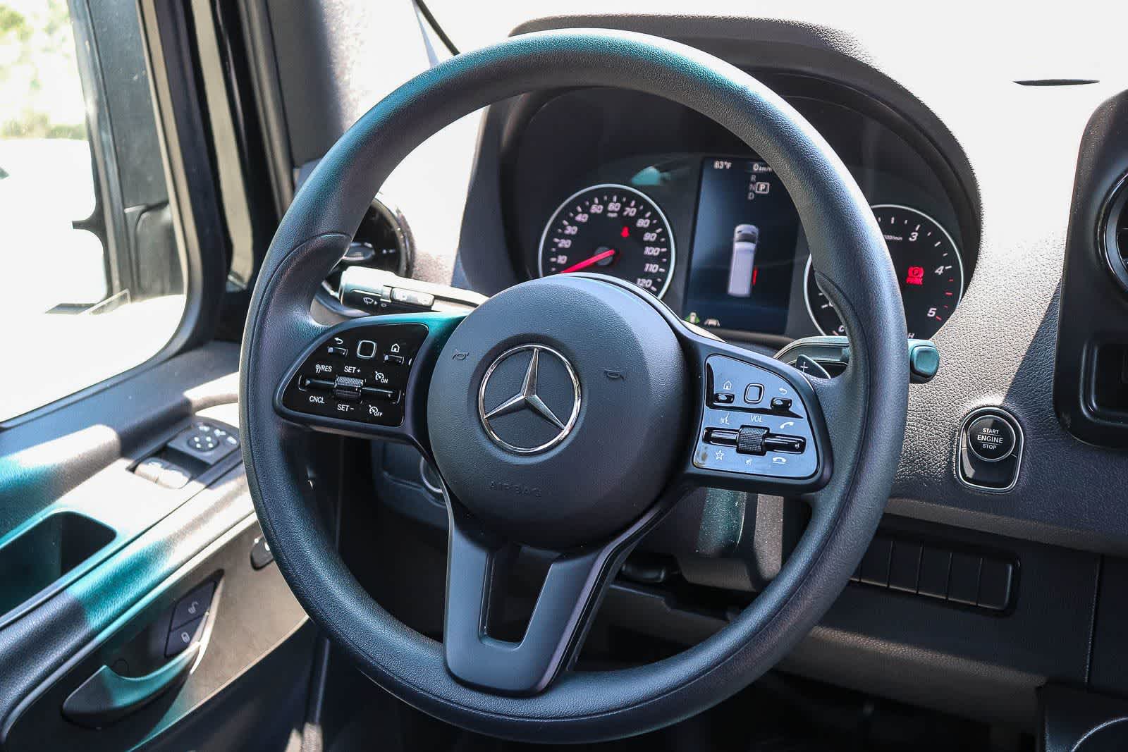 Thumbnail: 2024 Mercedes-Benz Sprinter - 15