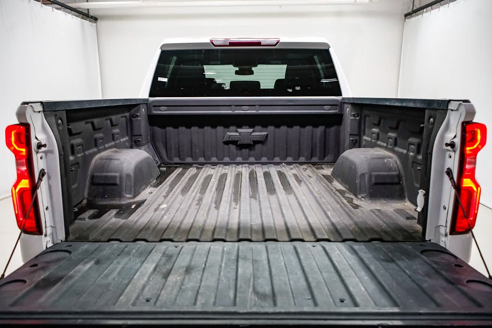 Thumbnail: 2022 Chevrolet Silverado 1500 - 26