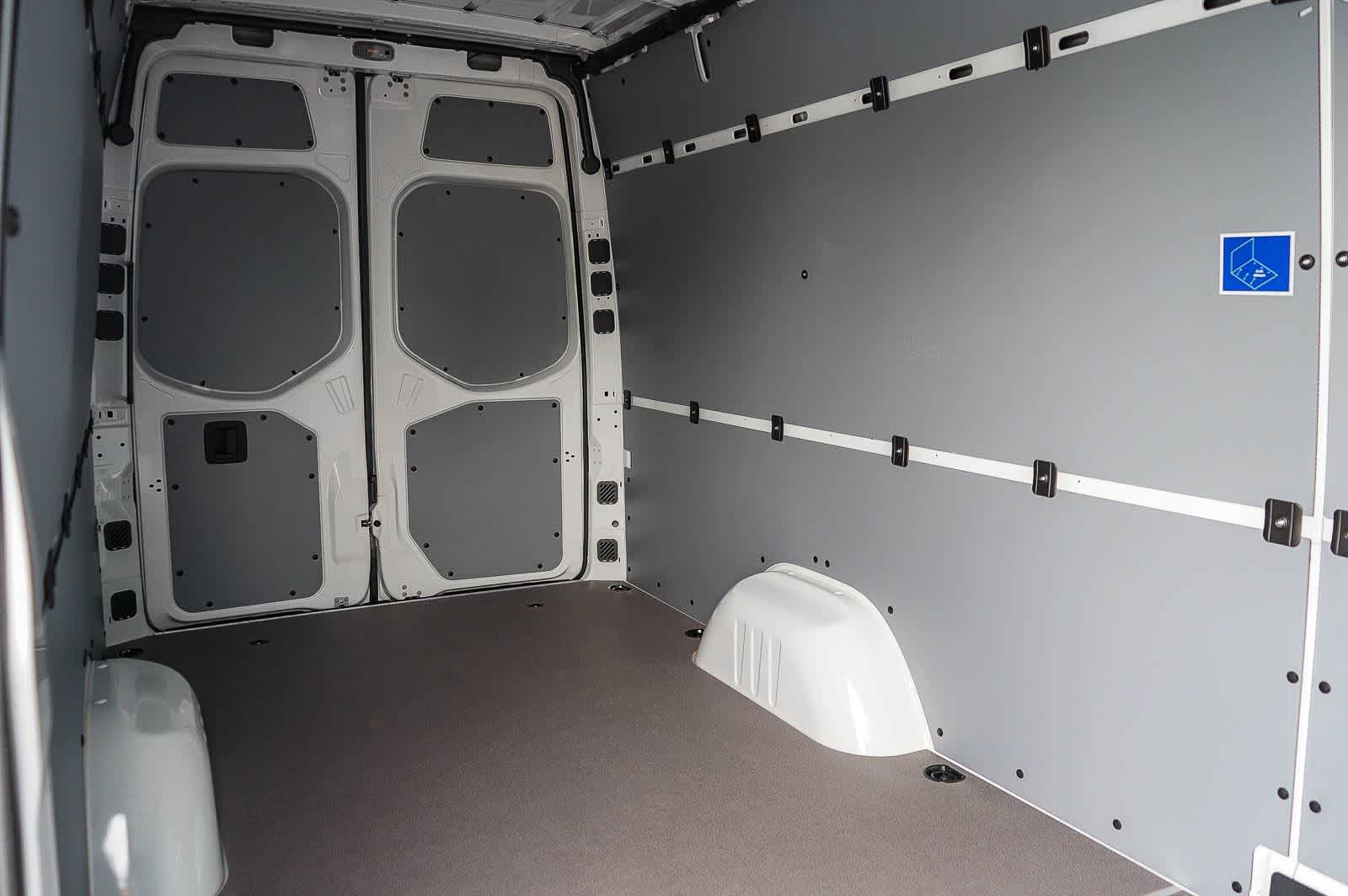 Thumbnail: 2026 Mercedes-Benz Sprinter - 17