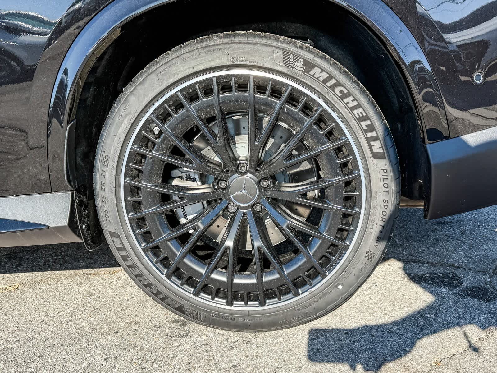 Thumbnail: 2025 Mercedes-Benz GLC - 8