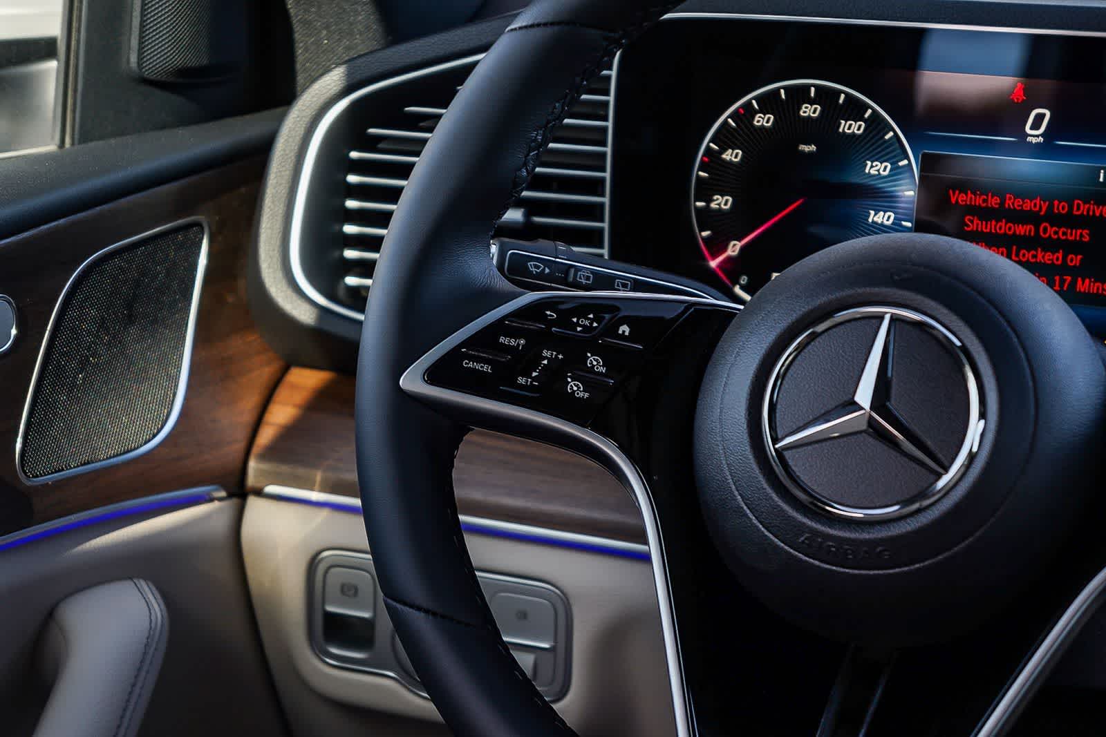 Thumbnail: 2026 Mercedes-Benz GLE - 17