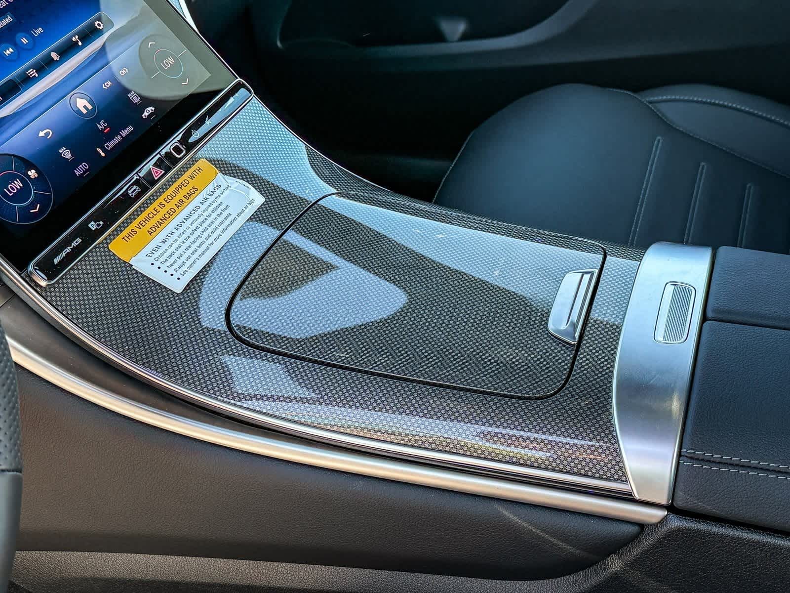 Thumbnail: 2025 Mercedes-Benz GLC - 21