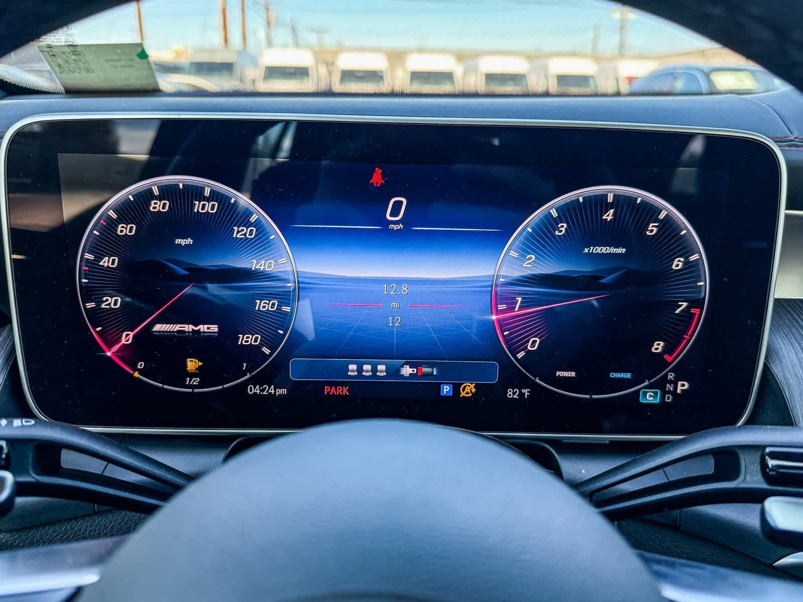 Thumbnail: 2025 Mercedes-Benz GLC - 24