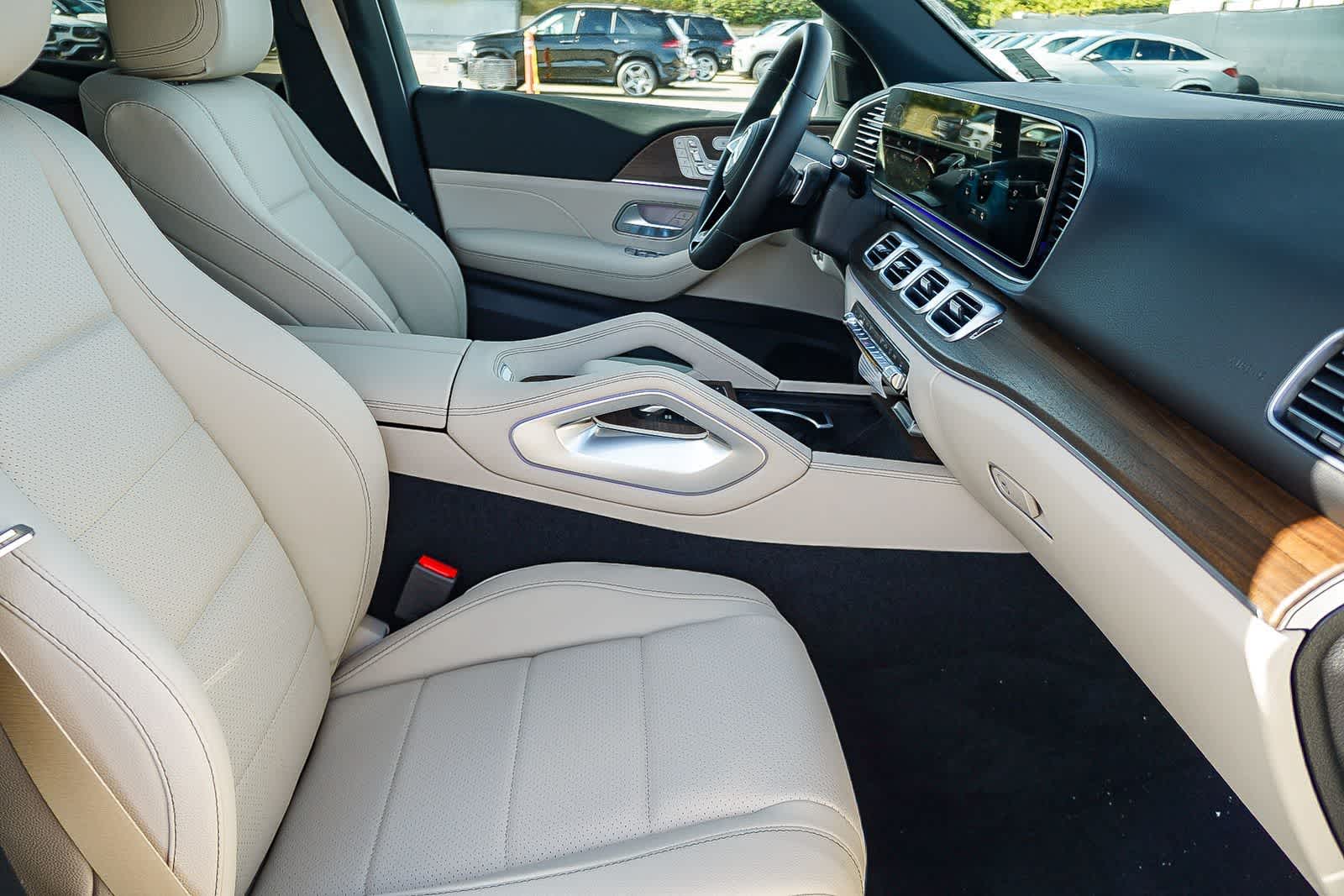 Thumbnail: 2026 Mercedes-Benz GLE - 20