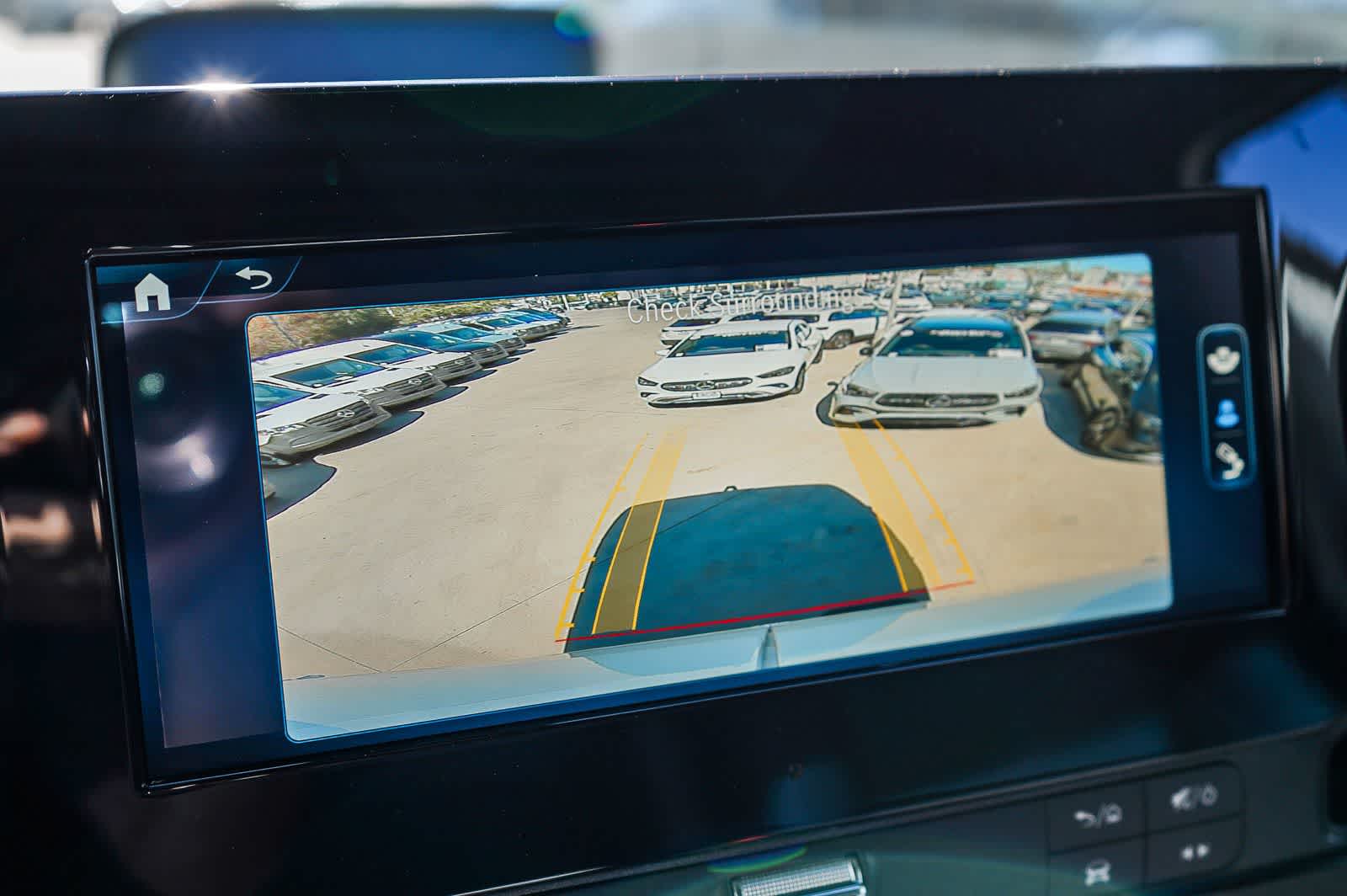 Thumbnail: 2026 Mercedes-Benz Sprinter - 27