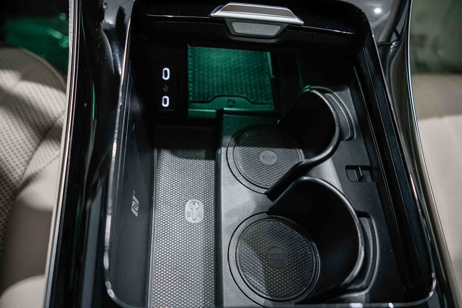 Thumbnail: 2022 Mercedes-Benz EQS - 23