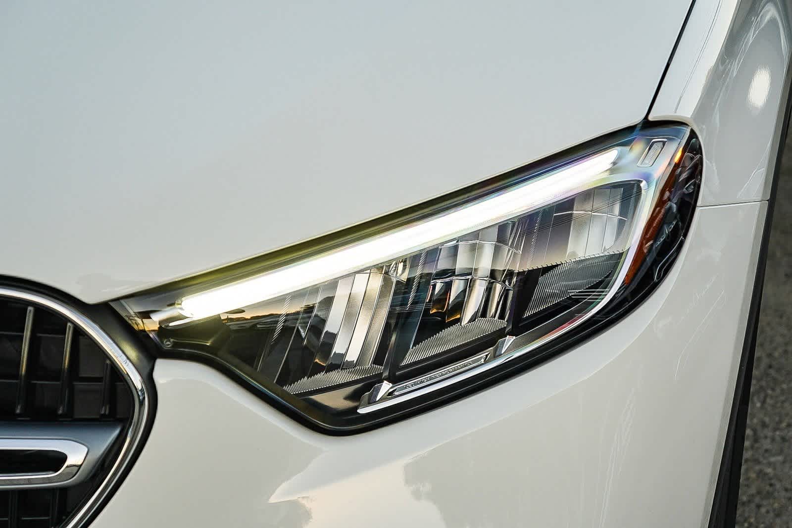 Thumbnail: 2026 Mercedes-Benz GLC - 8