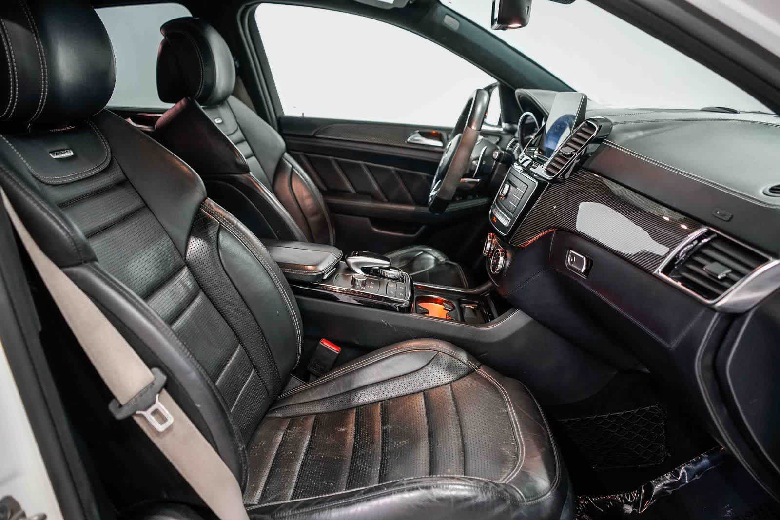 Thumbnail: 2017 Mercedes-Benz GL-Class - 15