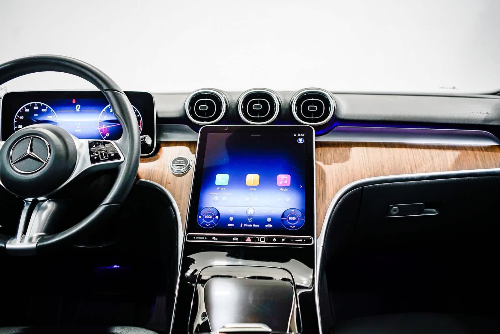 Thumbnail: 2025 Mercedes-Benz C-Class - 13