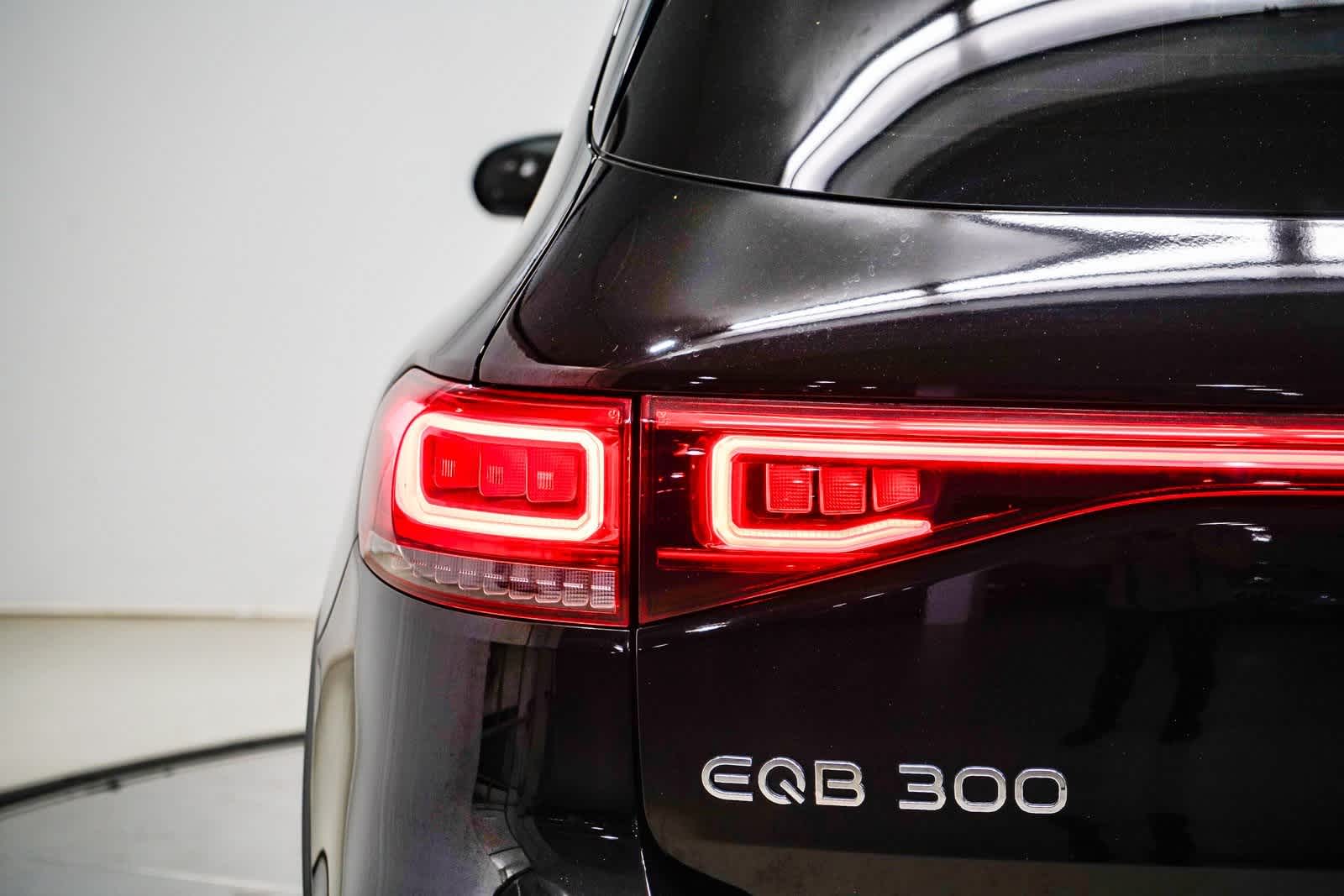 Thumbnail: 2023 Mercedes-Benz EQB - 9