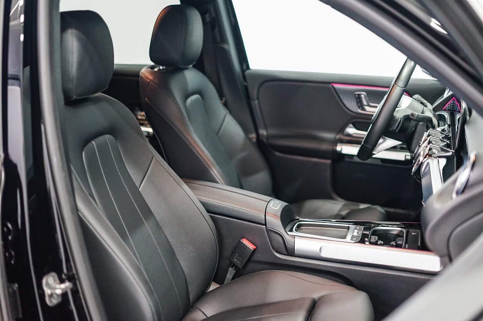 Thumbnail: 2024 Mercedes-Benz EQB - 16