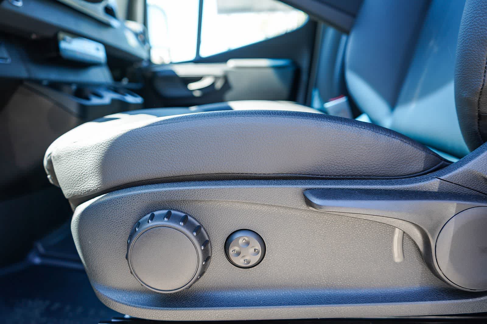 Thumbnail: 2026 Mercedes-Benz Sprinter - 20