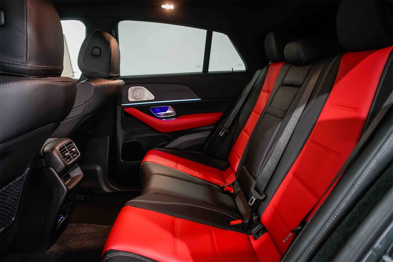 Thumbnail: 2026 Mercedes-Benz GLE - 18