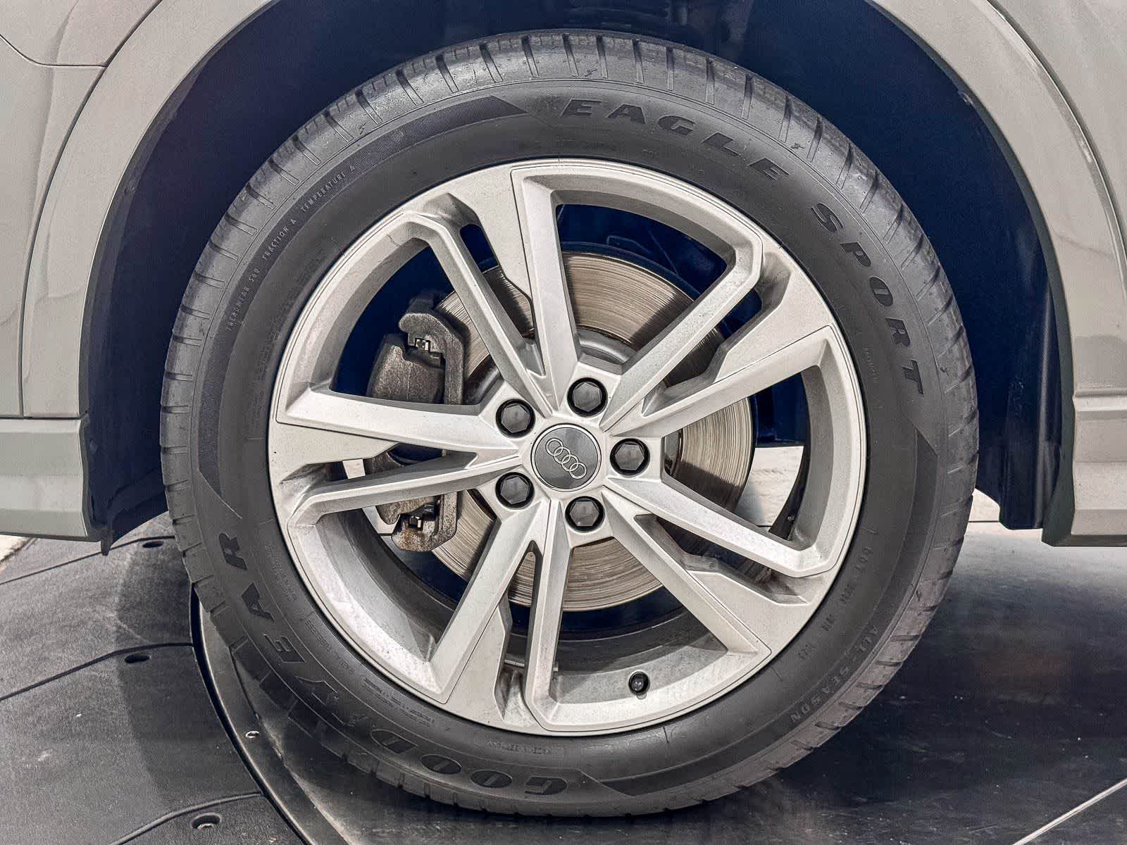 Thumbnail: 2019 Audi Q3 - 10