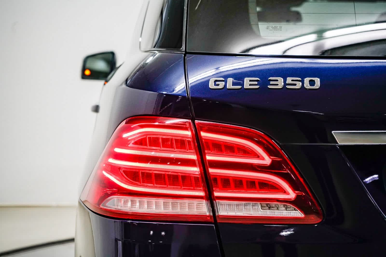 Thumbnail: 2017 Mercedes-Benz GLE - 9