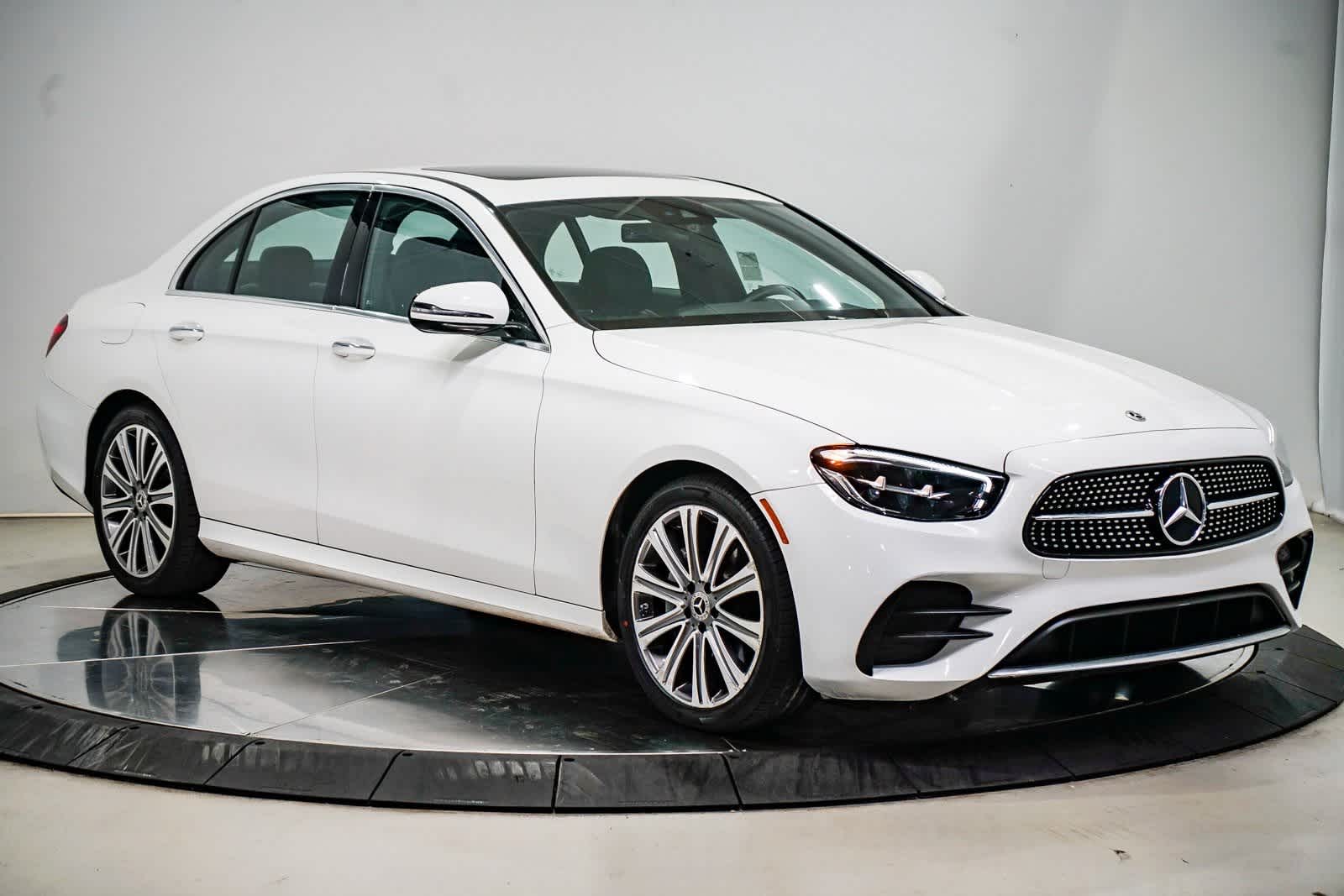 Thumbnail: 2022 Mercedes-Benz E-Class - 5