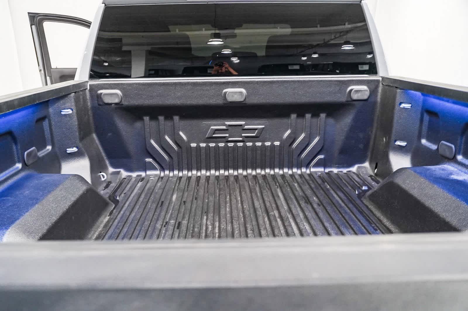 Thumbnail: 2024 Chevrolet Silverado 1500 - 24