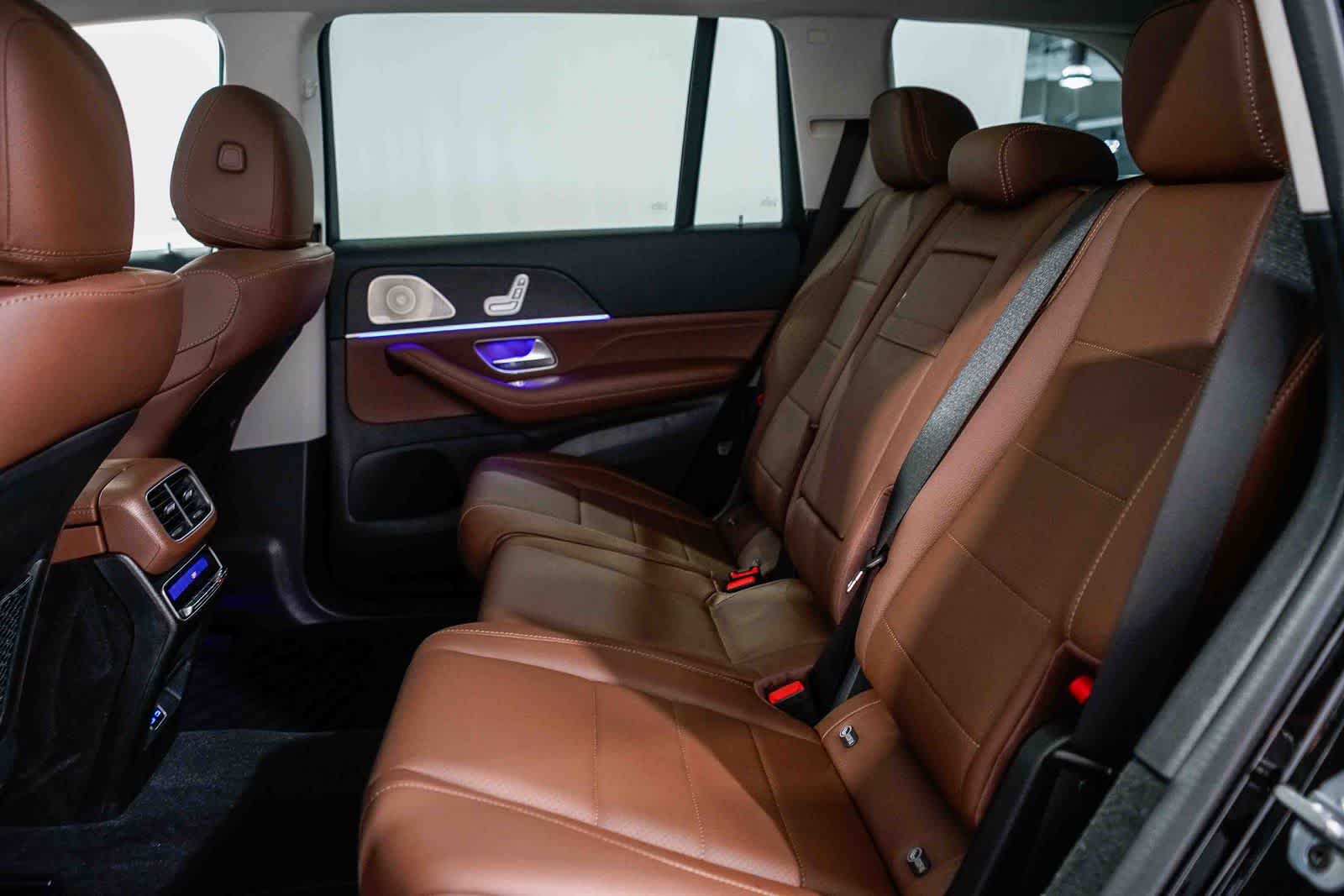 Thumbnail: 2026 Mercedes-Benz GLS - 18