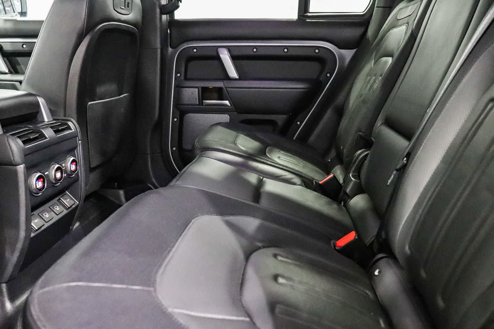 Thumbnail: 2021 Land Rover Defender - 18