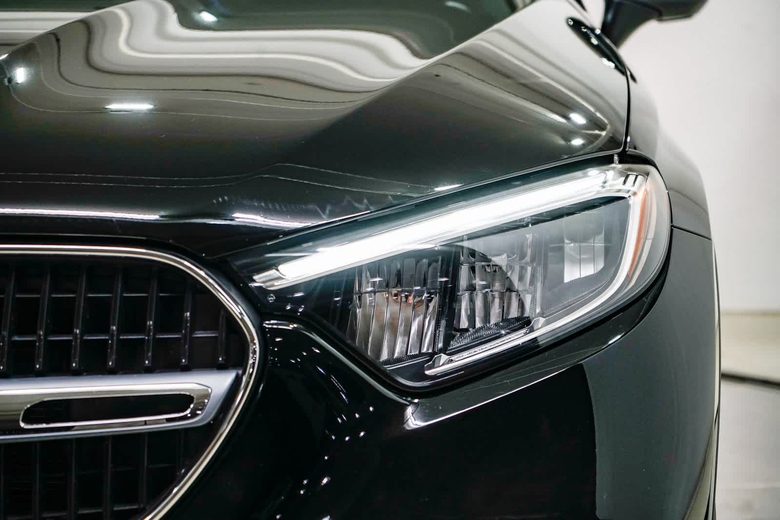 Thumbnail: 2025 Mercedes-Benz GLC - 7