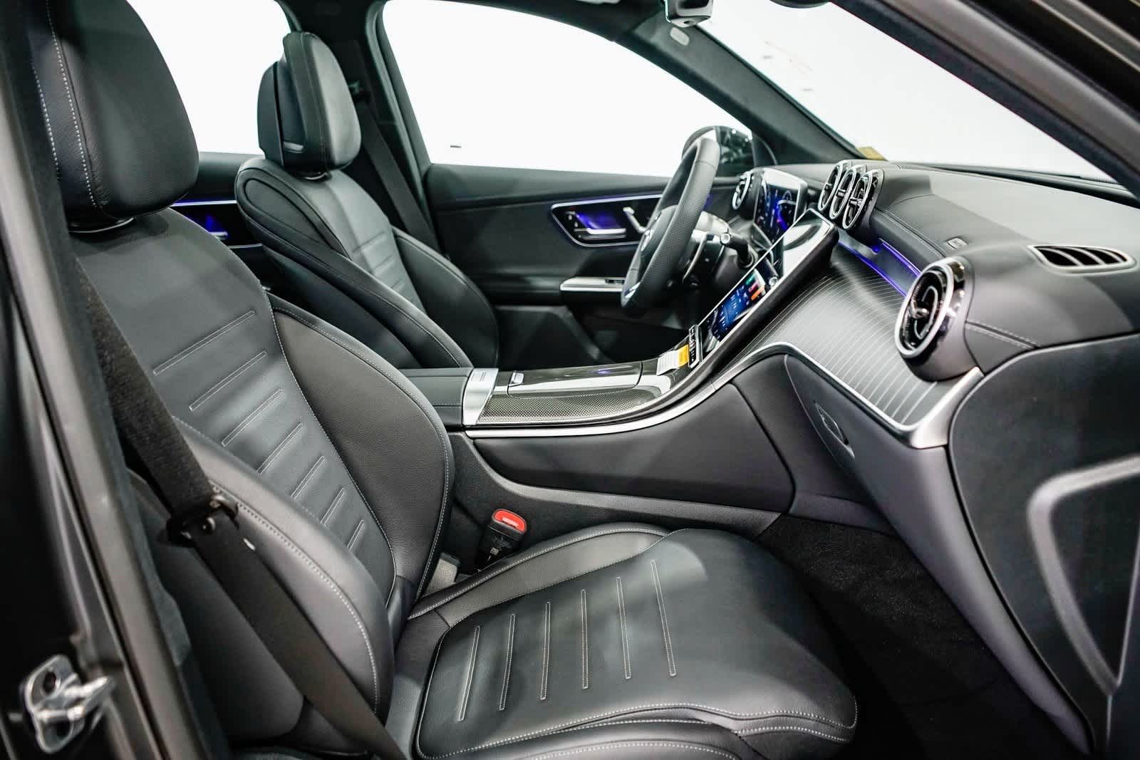 Thumbnail: 2026 Mercedes-Benz GLC - 17