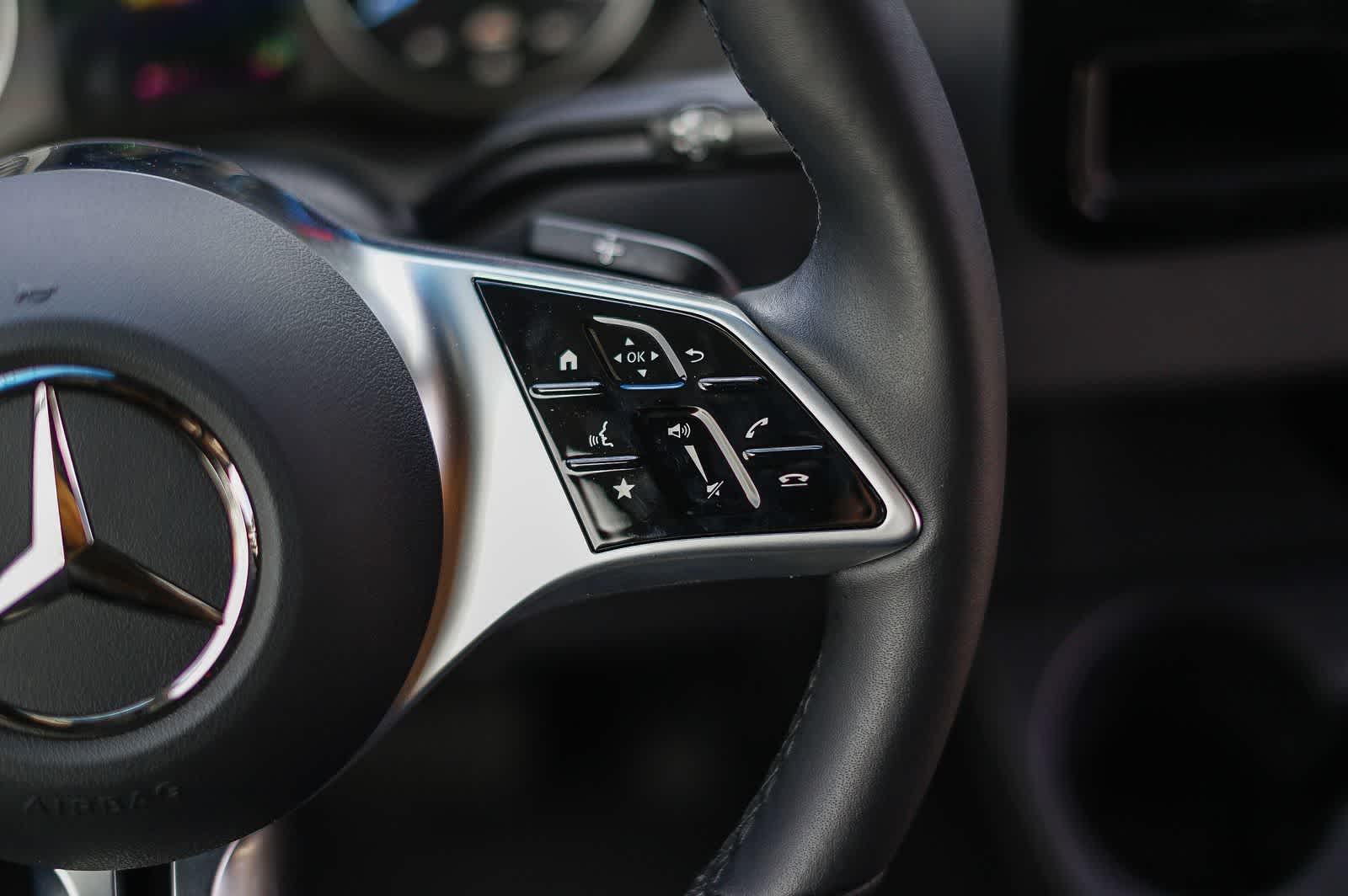 Thumbnail: 2024 Mercedes-Benz eSprinter - 21