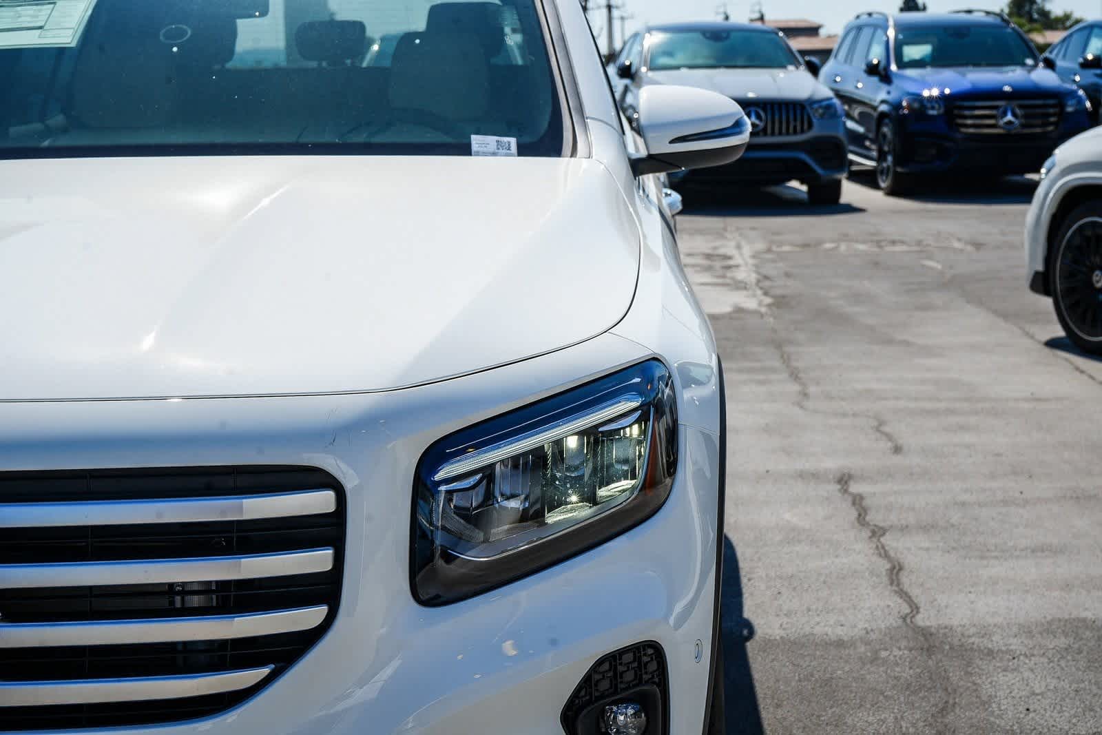 Thumbnail: 2025 Mercedes-Benz GLB - 7