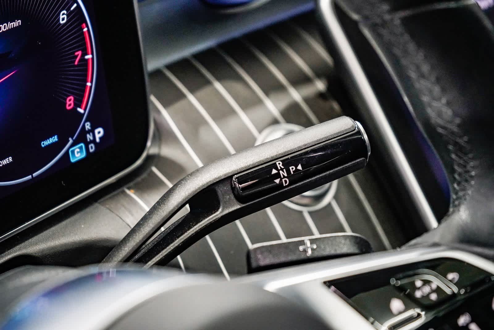 Thumbnail: 2023 Mercedes-Benz C-Class - 21