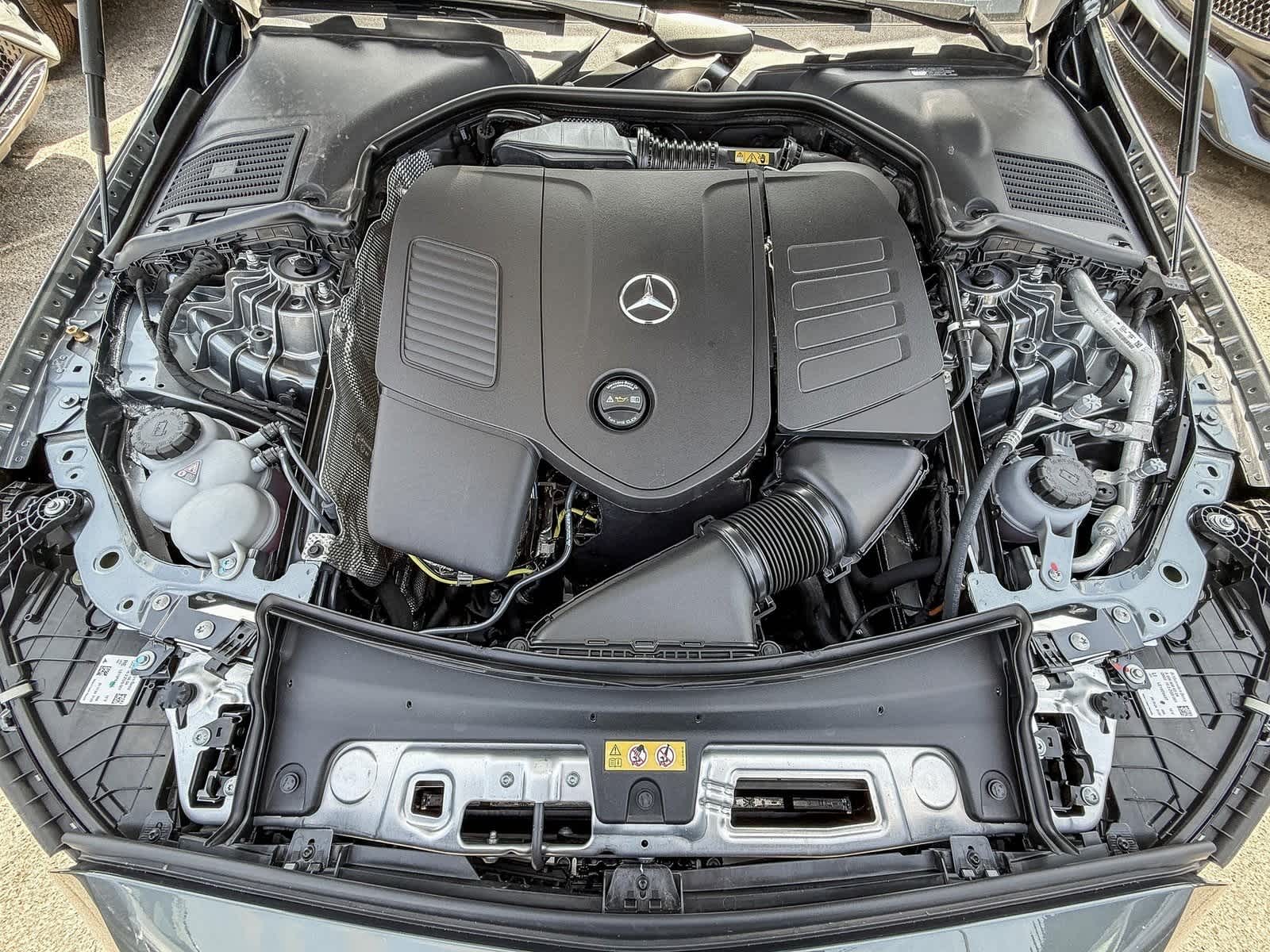 Thumbnail: 2025 Mercedes-Benz C-Class - 10