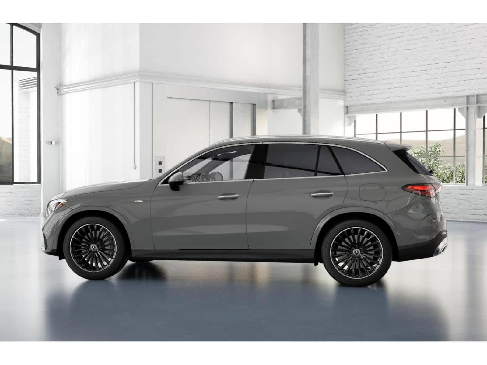 Thumbnail: 2025 Mercedes-Benz GLC - 32