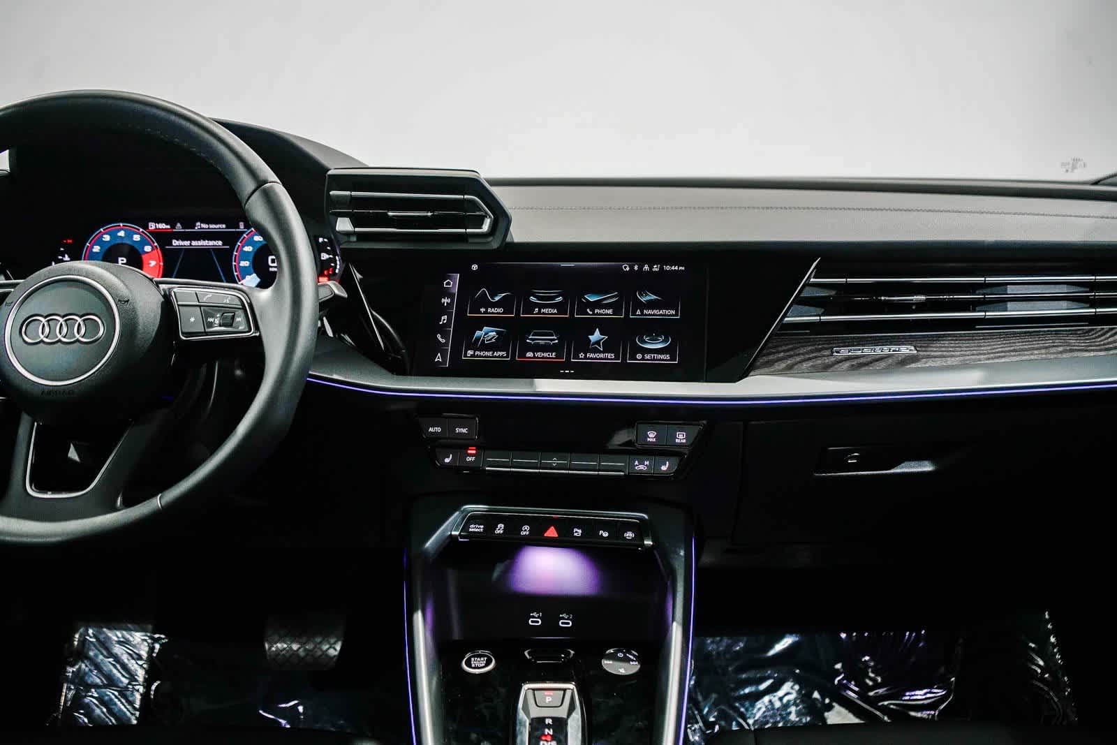 Thumbnail: 2025 Audi A3 - 13