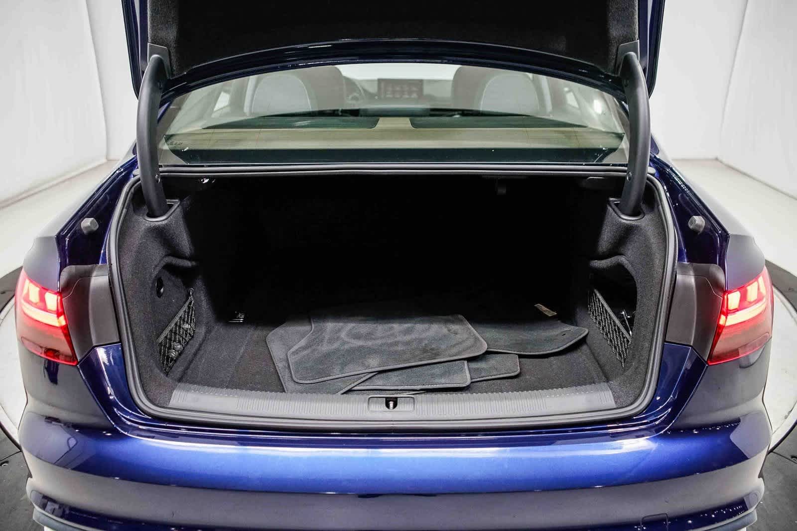 Thumbnail: 2020 Audi A4 - 27