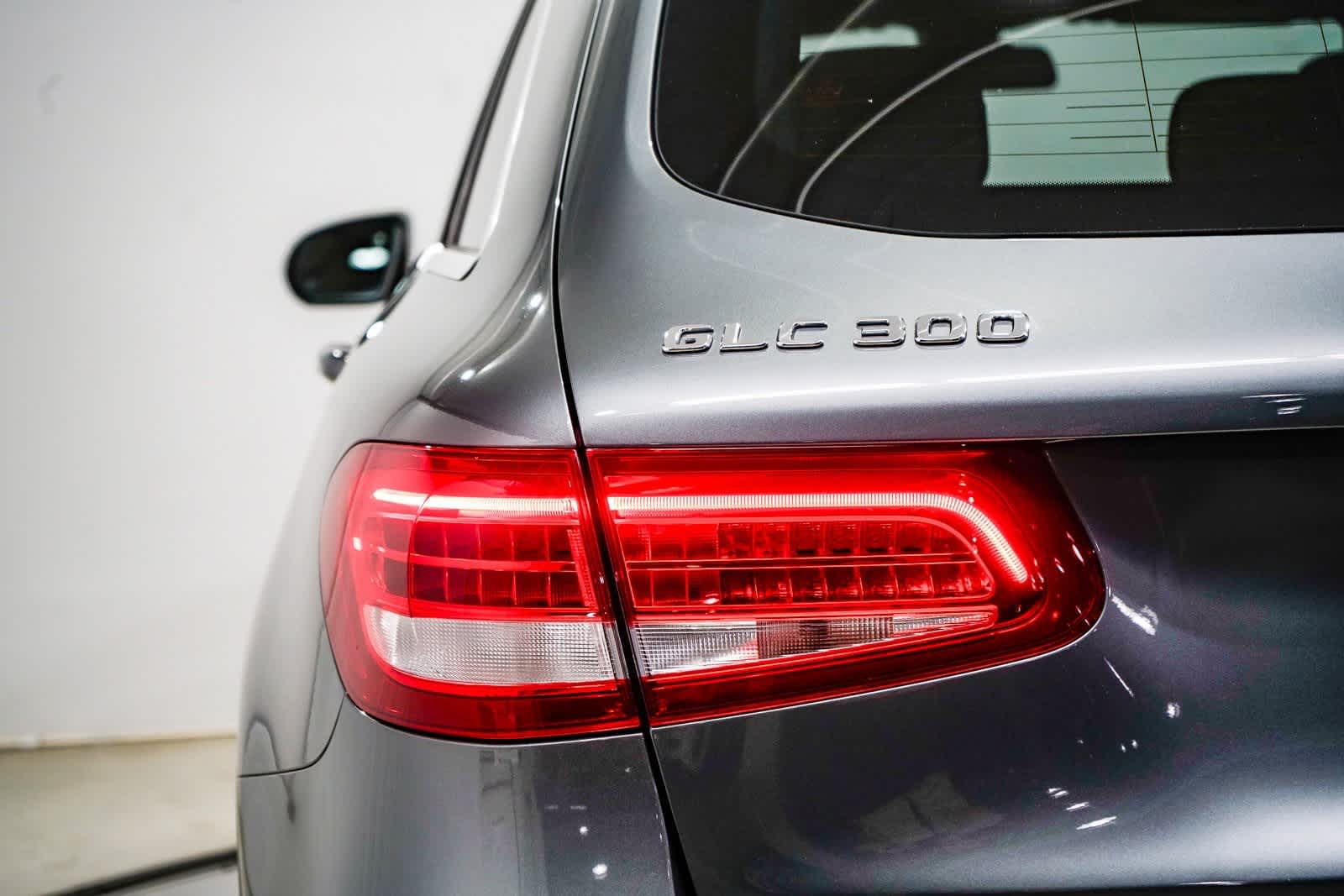 Thumbnail: 2018 Mercedes-Benz GLC - 9