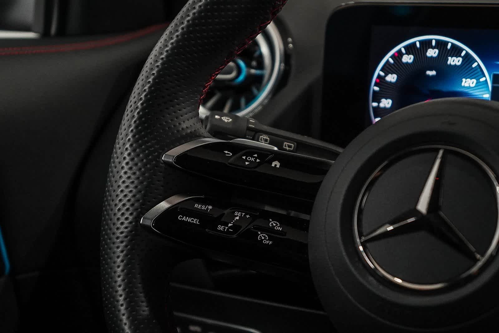 Thumbnail: 2025 Mercedes-Benz GLA - 16