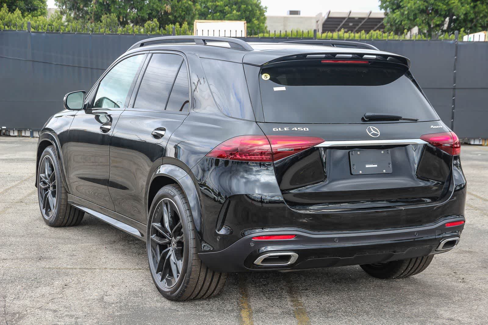 Thumbnail: 2026 Mercedes-Benz GLE - 6